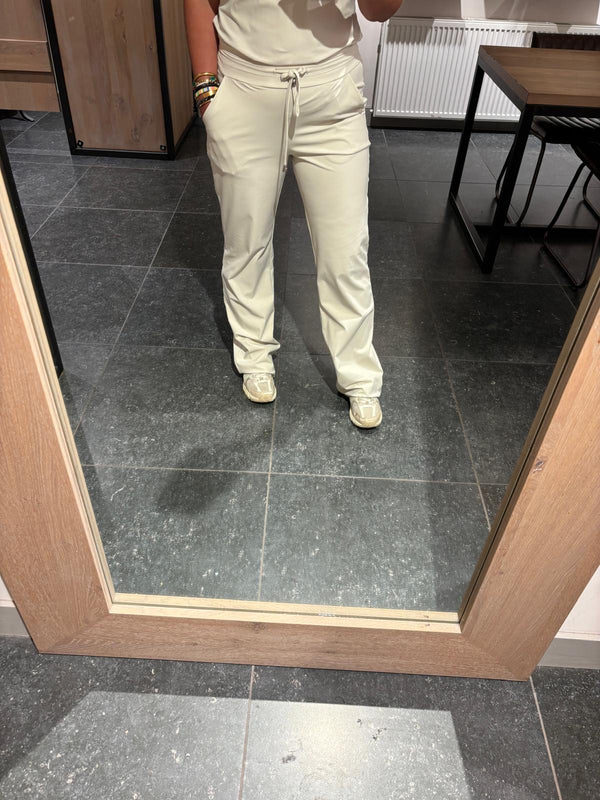 Mi piace straight broek 202136 kit